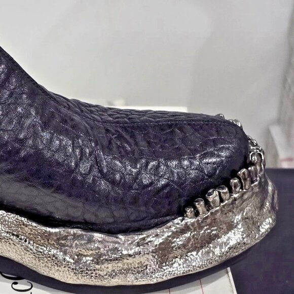 $5900 Alexander Mcqueen 807877WIAAO Men\'s Black Dumbo Grain Slipper-US 11 EU 44 main image 9